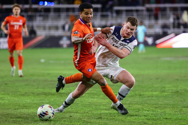 表现证实他 表现证实他